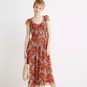 Madewell Sheer-Sleeve Button-Front Midi Dress in Gathered Blooms